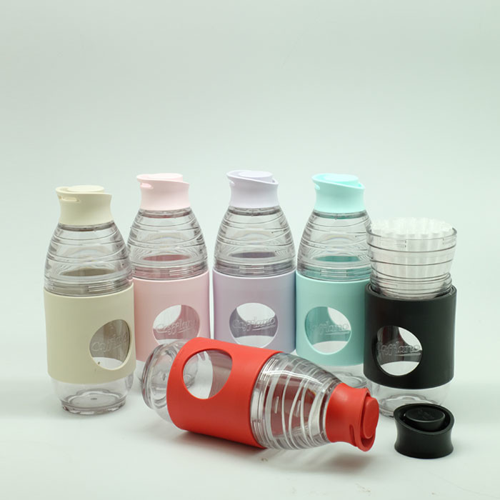 botol minum sekaligus alat kopi pour over