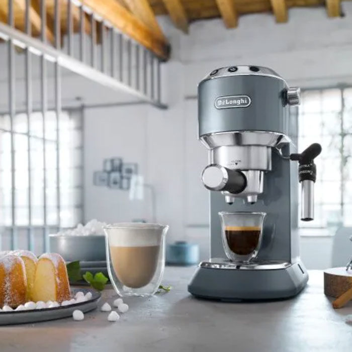 DeLonghi - Dedica Metallics Pump Espresso EC785.AZ | Otten Coffee