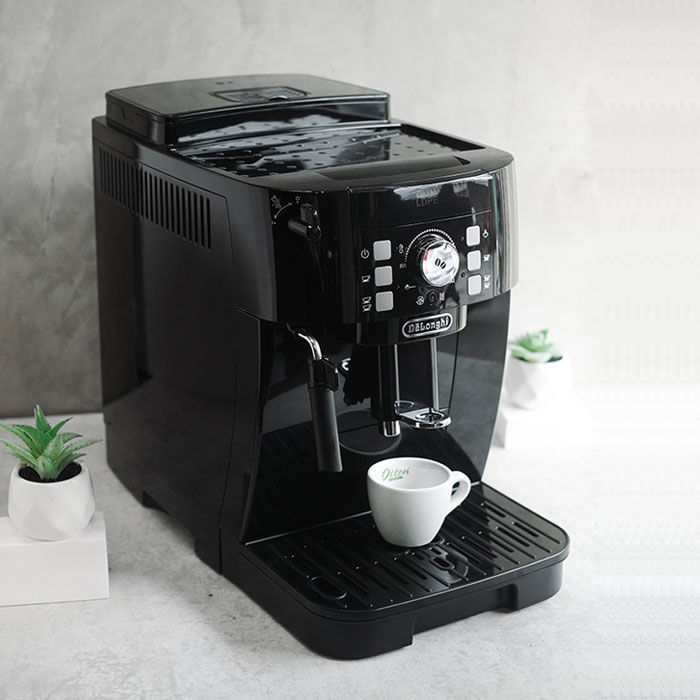 mesin kopi otomatis DeLonghi - ECAM